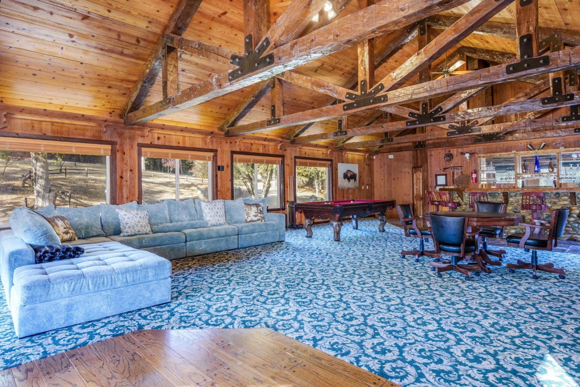 Goldside Mansion W/Sleeping For 20 And Tons Of Fun Villa Oakhurst Eksteriør billede