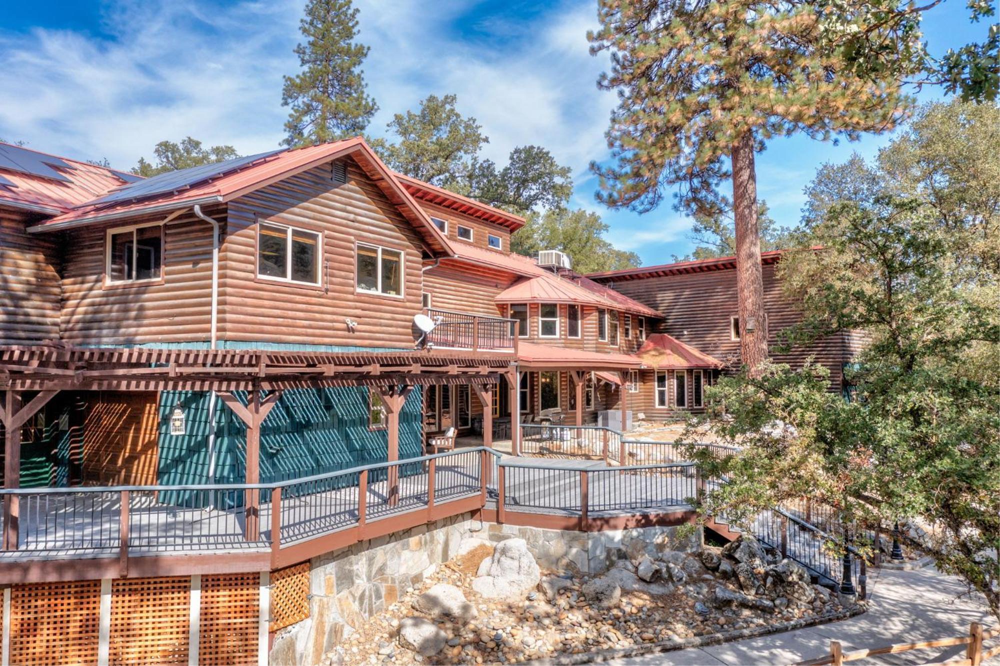 Goldside Mansion W/Sleeping For 20 And Tons Of Fun Villa Oakhurst Eksteriør billede