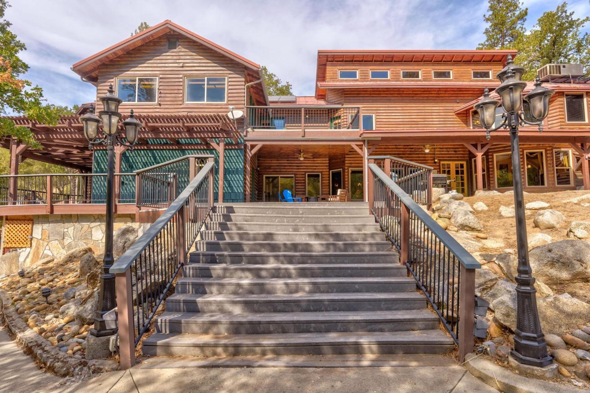 Goldside Mansion W/Sleeping For 20 And Tons Of Fun Villa Oakhurst Eksteriør billede
