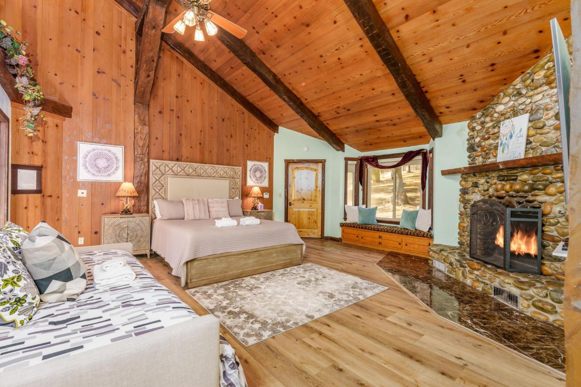 Goldside Mansion W/Sleeping For 20 And Tons Of Fun Villa Oakhurst Eksteriør billede